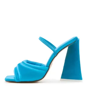 Alive Chunky High Heel