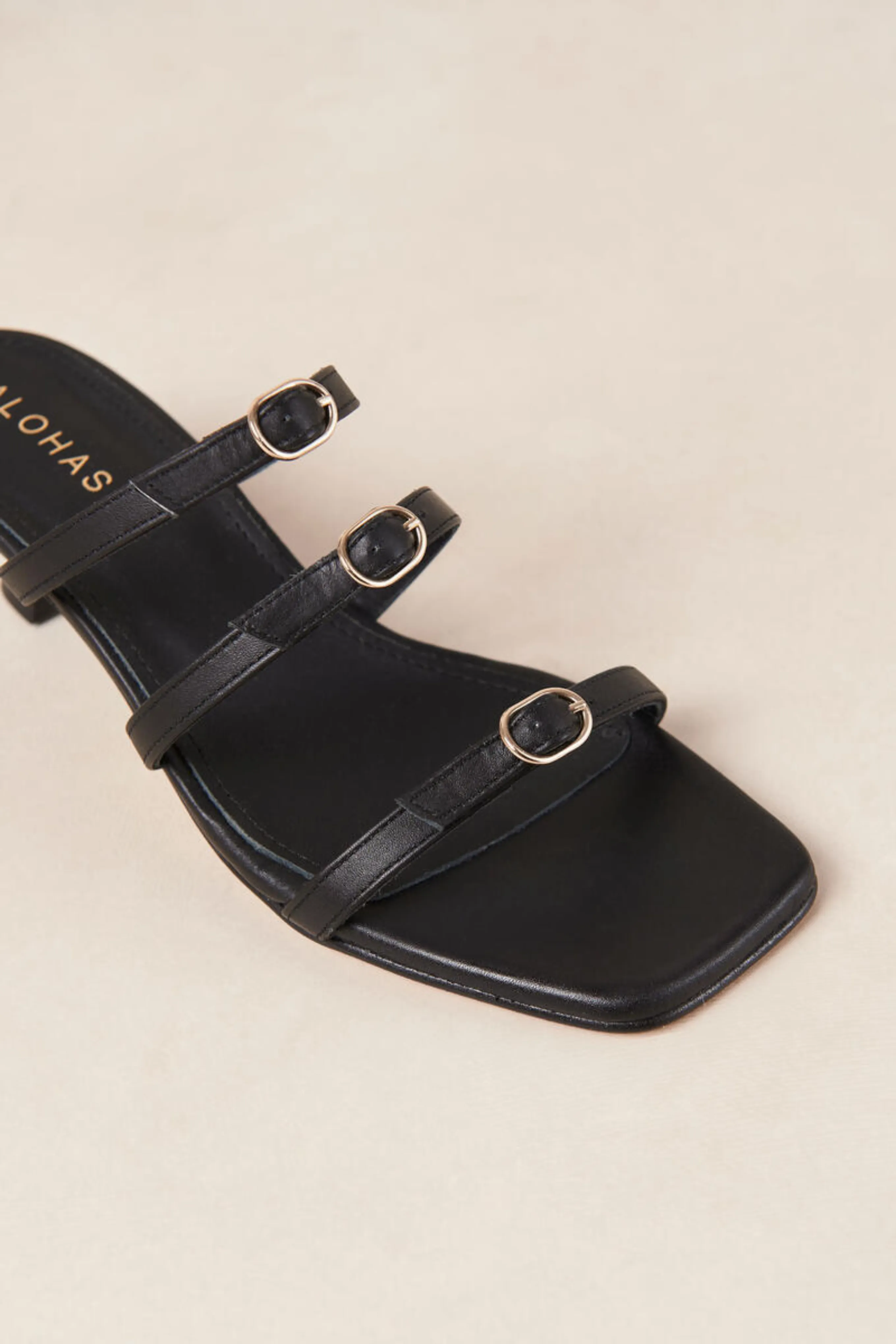 ARTEFACT LEATHER SANDALS - BLACK