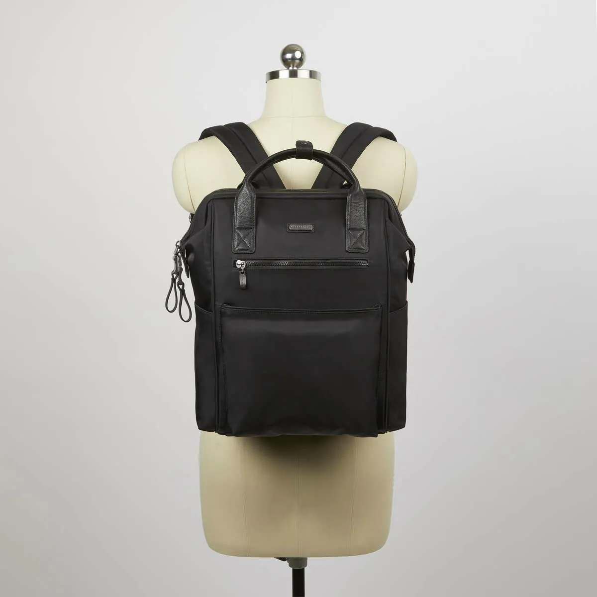 Baggallini Manhattan Collection Soho Backpack