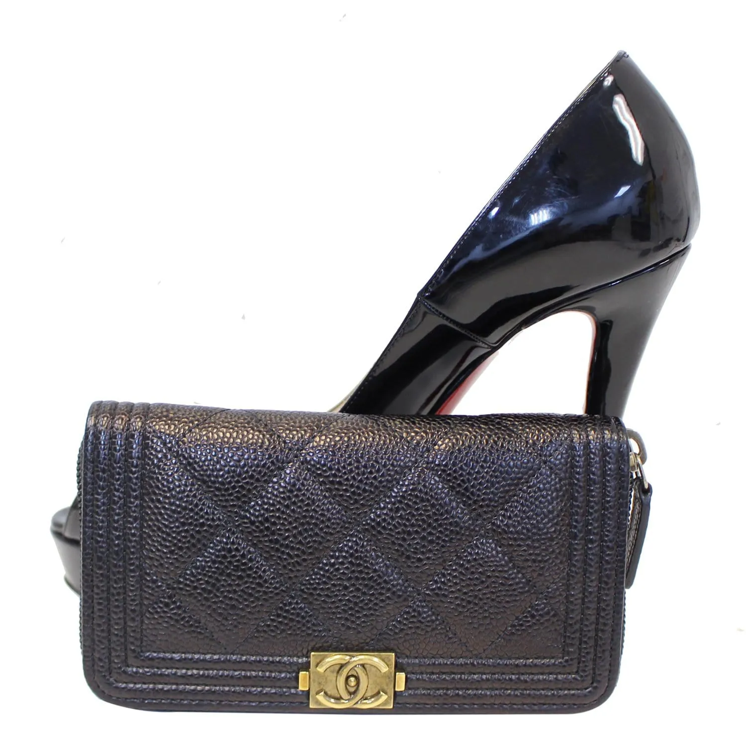 CHANEL Boy Small Caviar Leather Zip Around Wallet Black