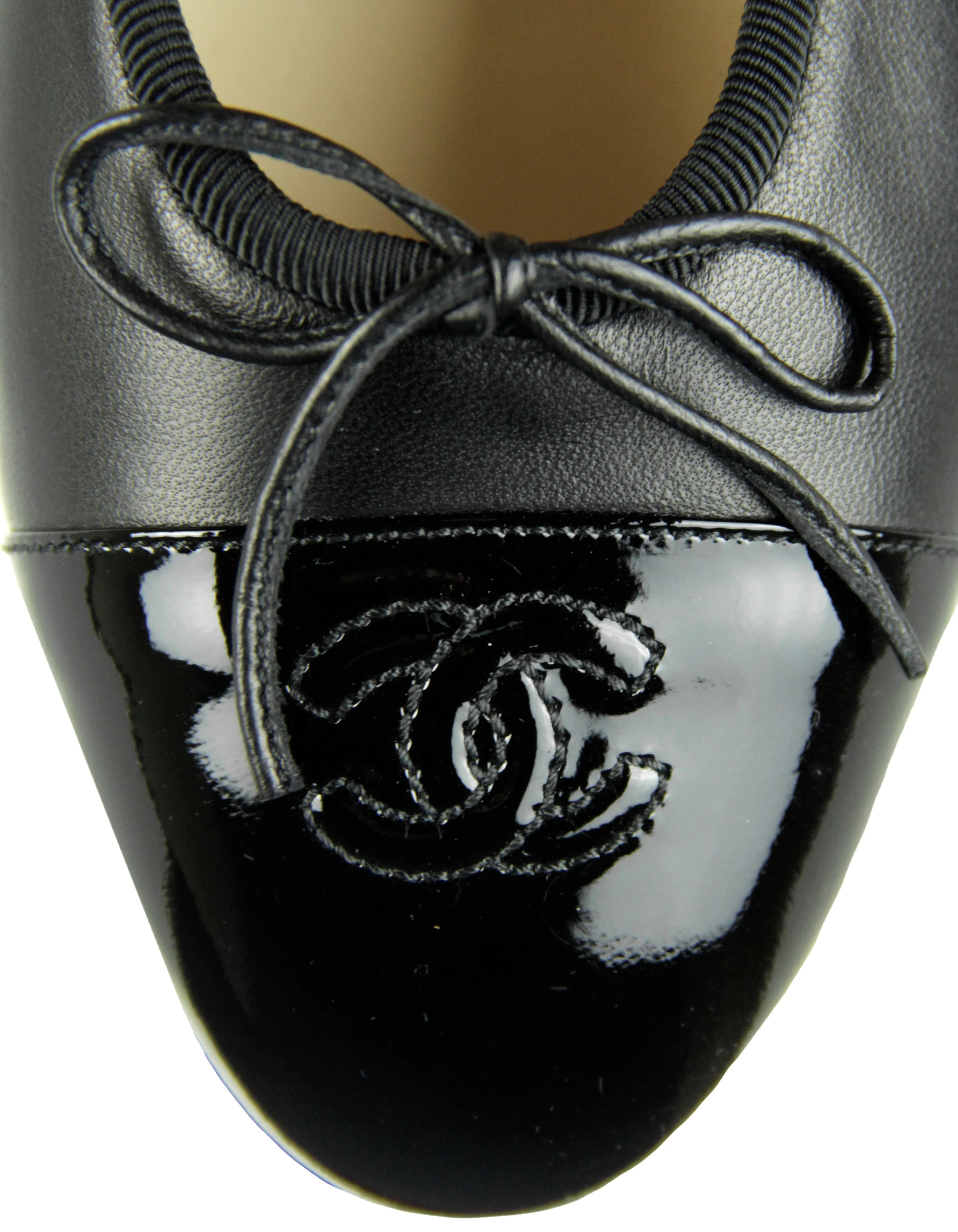 Chanel NEW Black Leather/Patent Cap Toe CC Ballet Flats sz 38