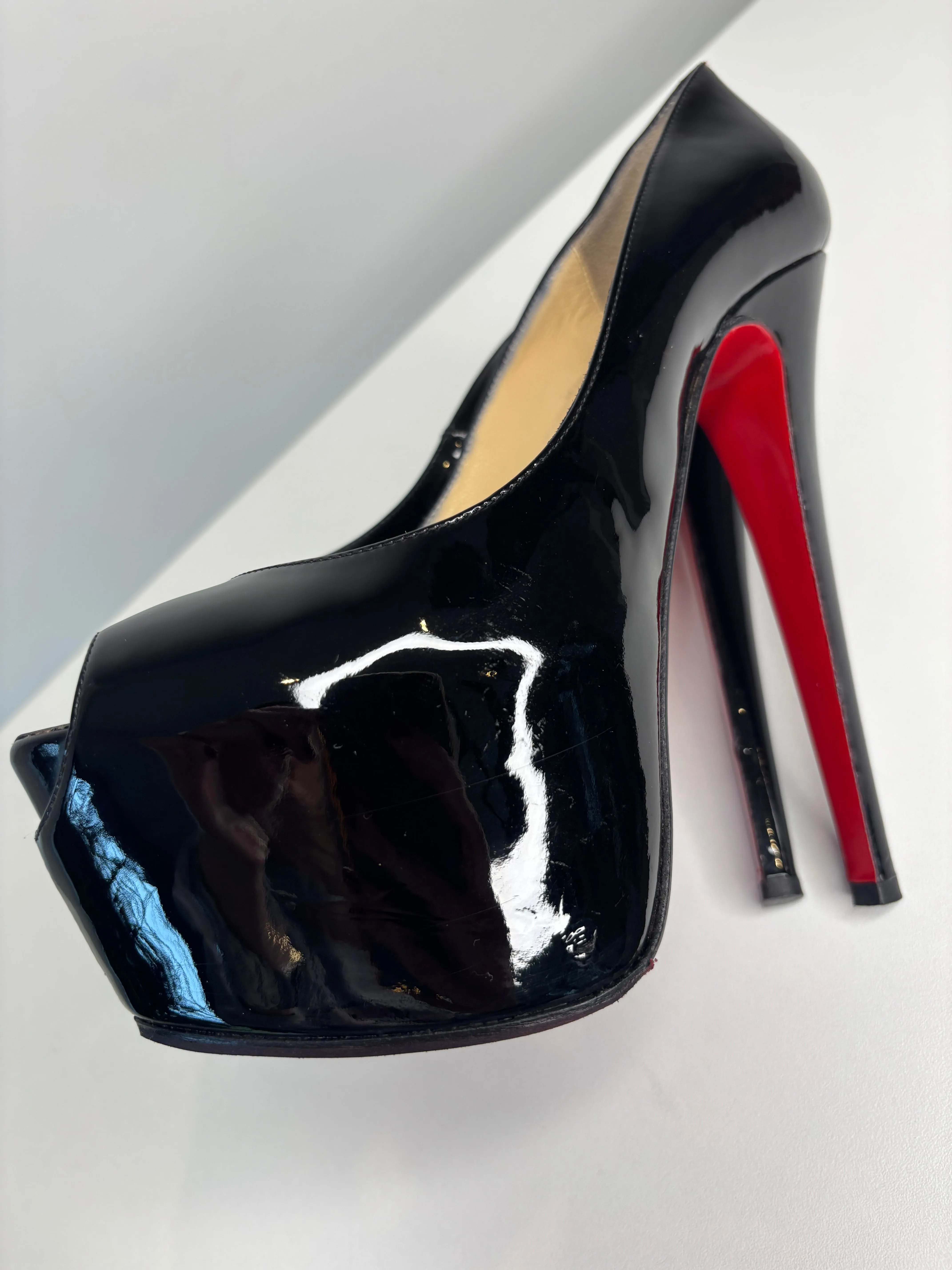 Christian Louboutin Highness 160 Black Patent Platform Heels 38 UK5
