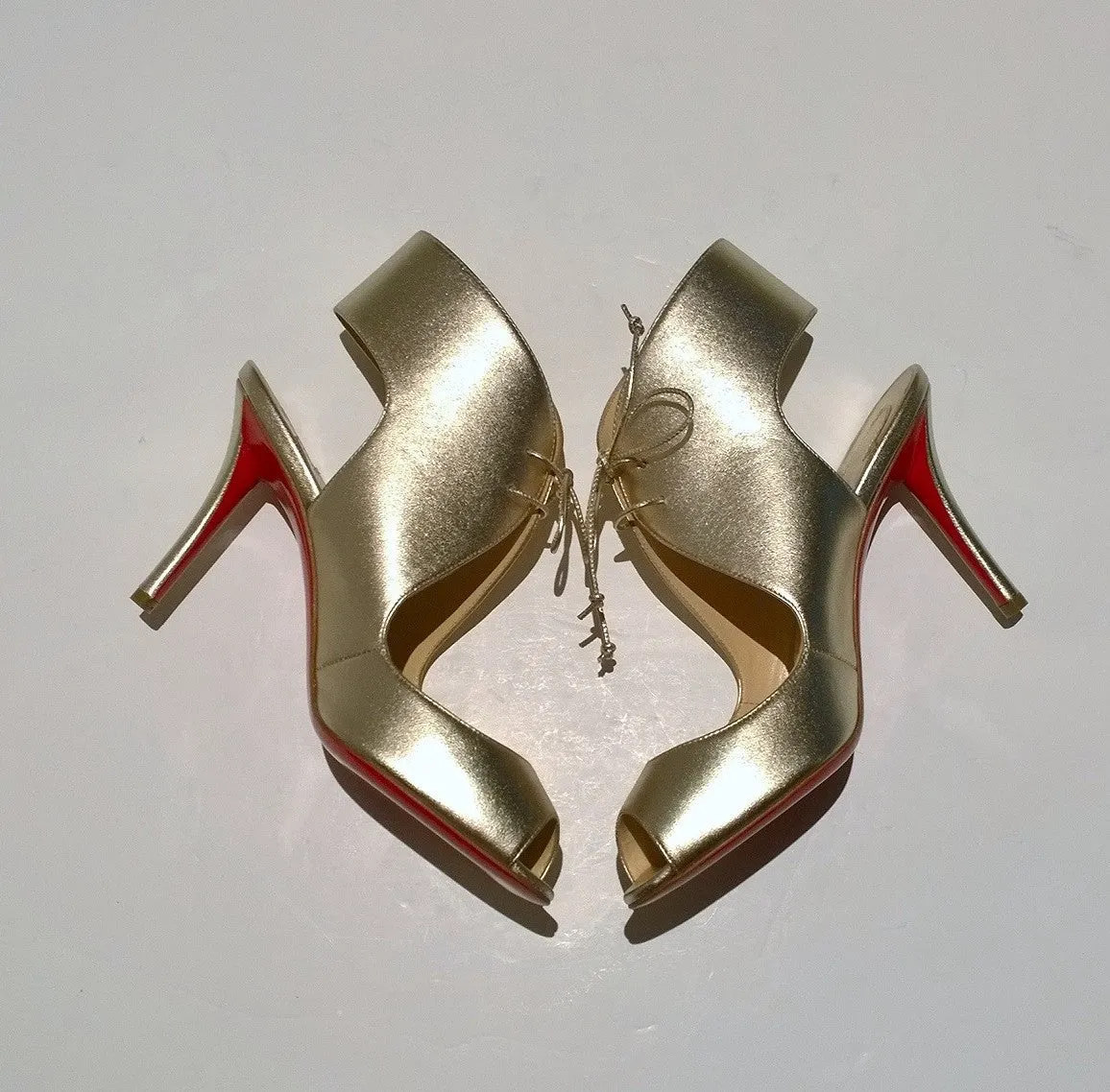 Christian Louboutin Top Nic 85 Gold Ankle Tie Heels Peep Toe Sandals
