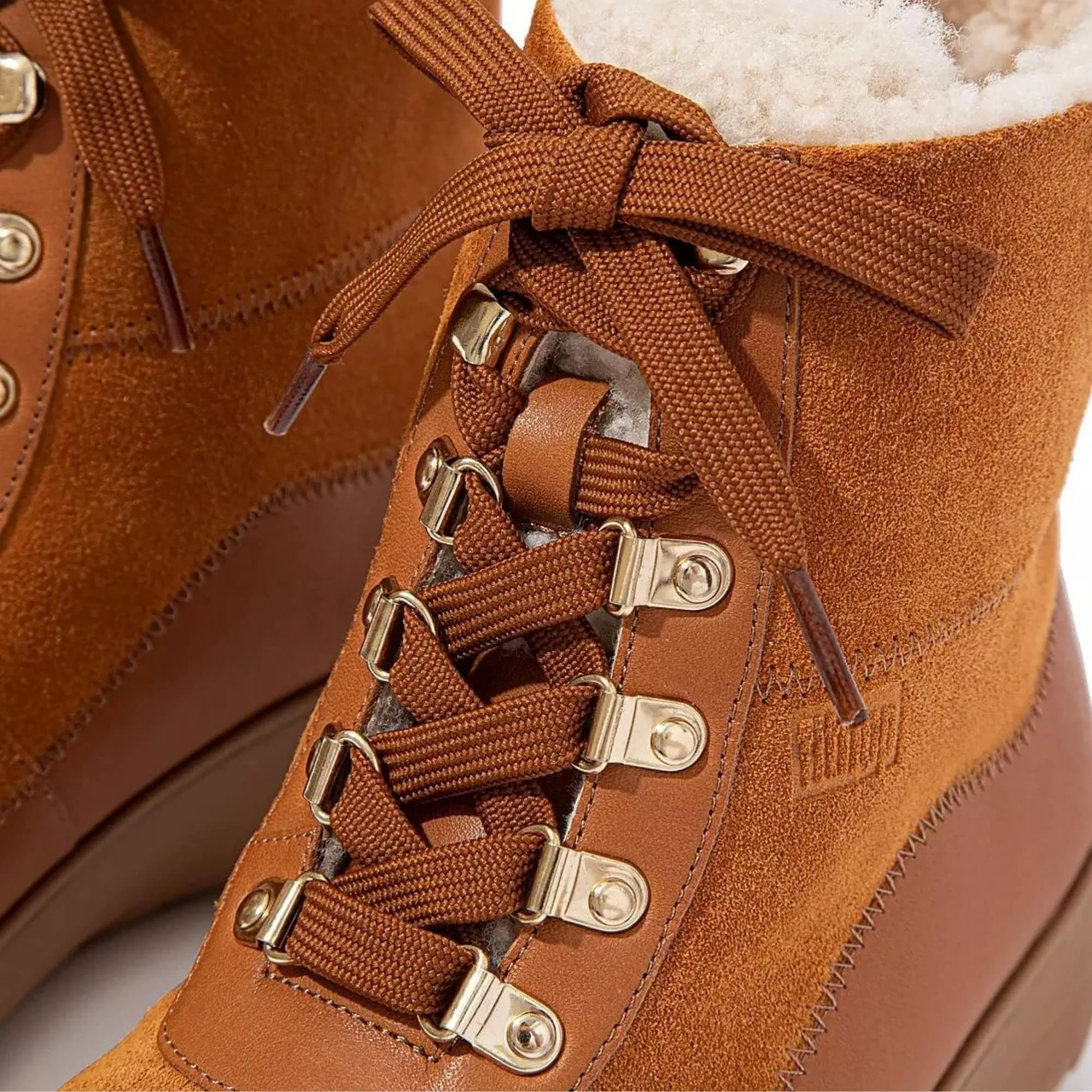 FitFlop Womens Muluk III Shearling Winter & Snow Boots Brown 7 Medium (B,M)