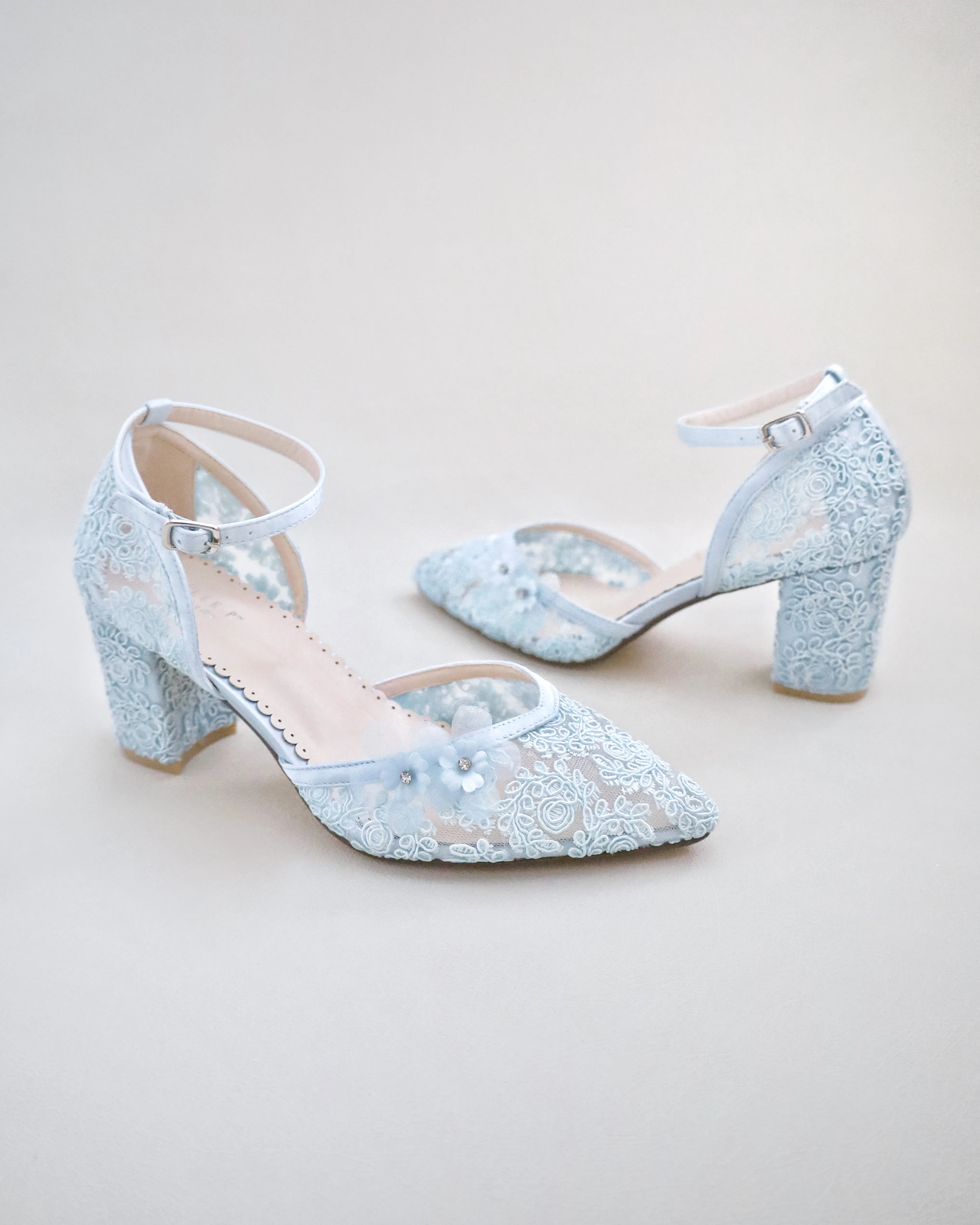 Flower Embellished Lace Block Heels Wedding Shoes