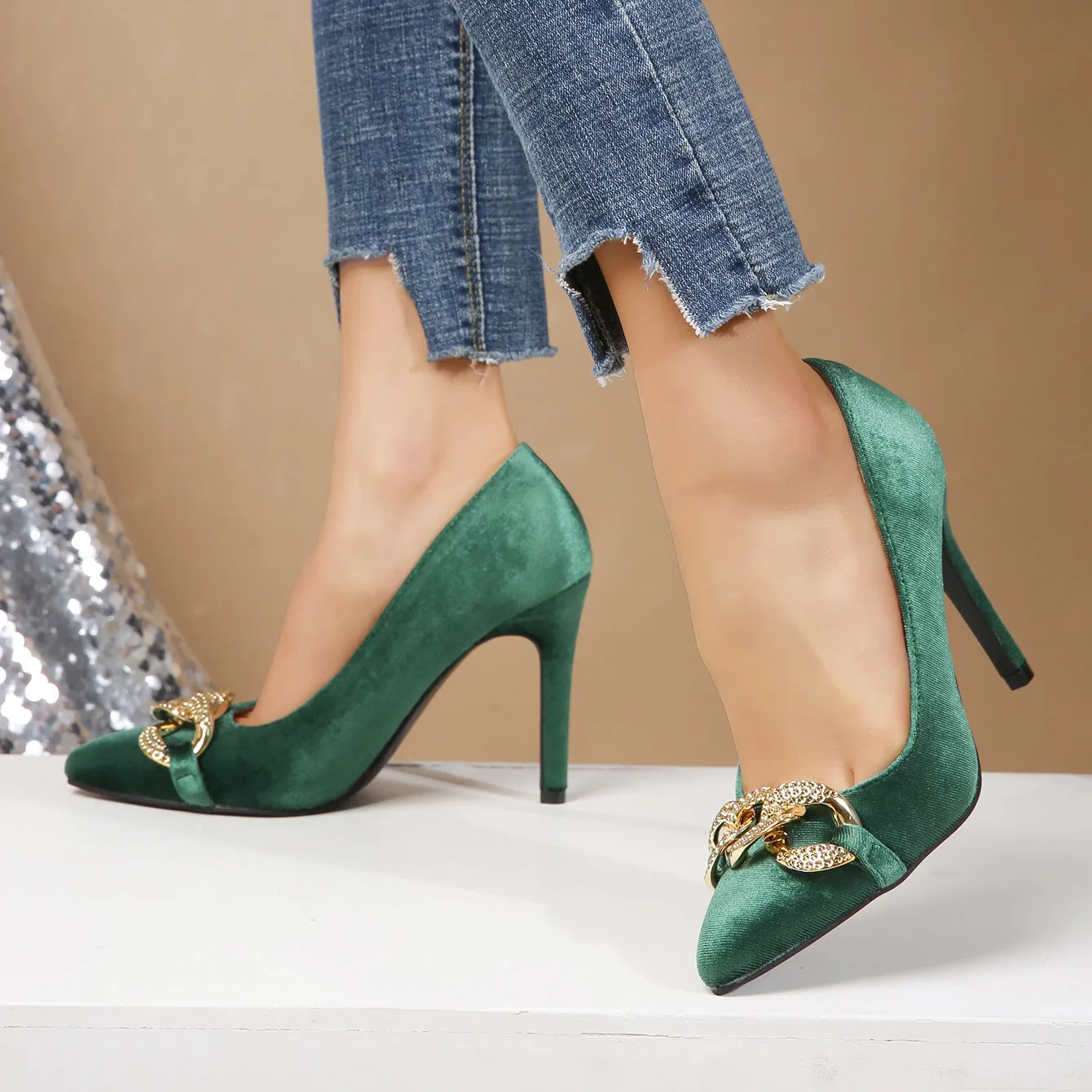 Foreign Trade Large Size Women's Shoes2023Spring and Summer Low-Cut Pointed Toe Fashion Green Banquet Sexy Stiletto Heels Pumps