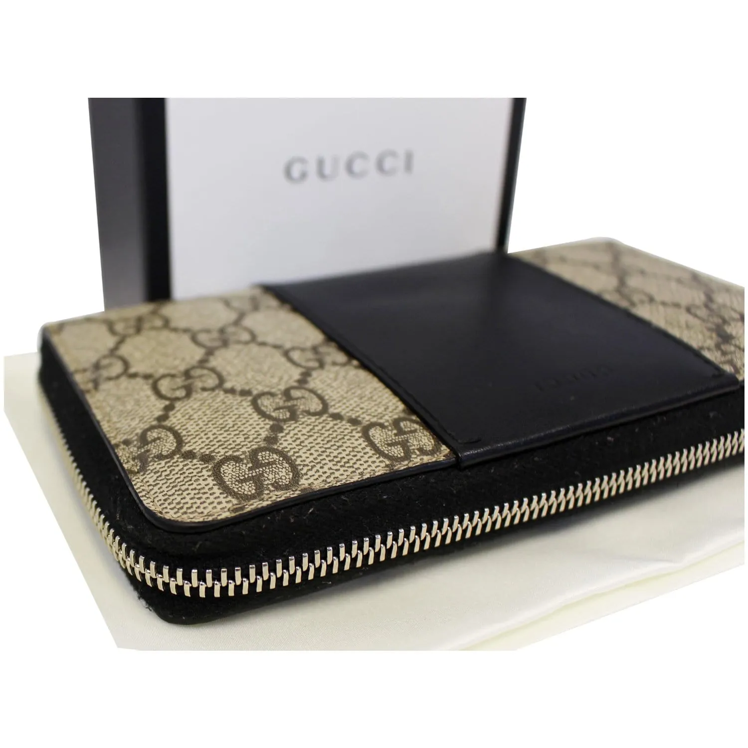 GUCCI GG Supreme Monogram Zip Around Wallet Black