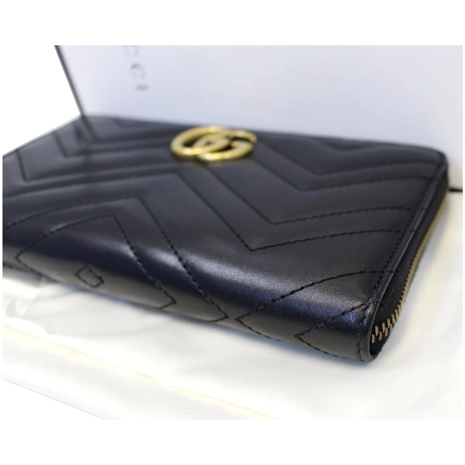 GUCCI Matelasse GG Marmont Zip Around Calfskin Wallet Black
