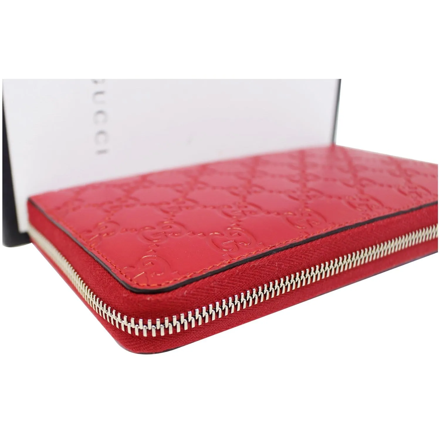 GUCCI Signature Continental Guccissima Zip-around Wallet