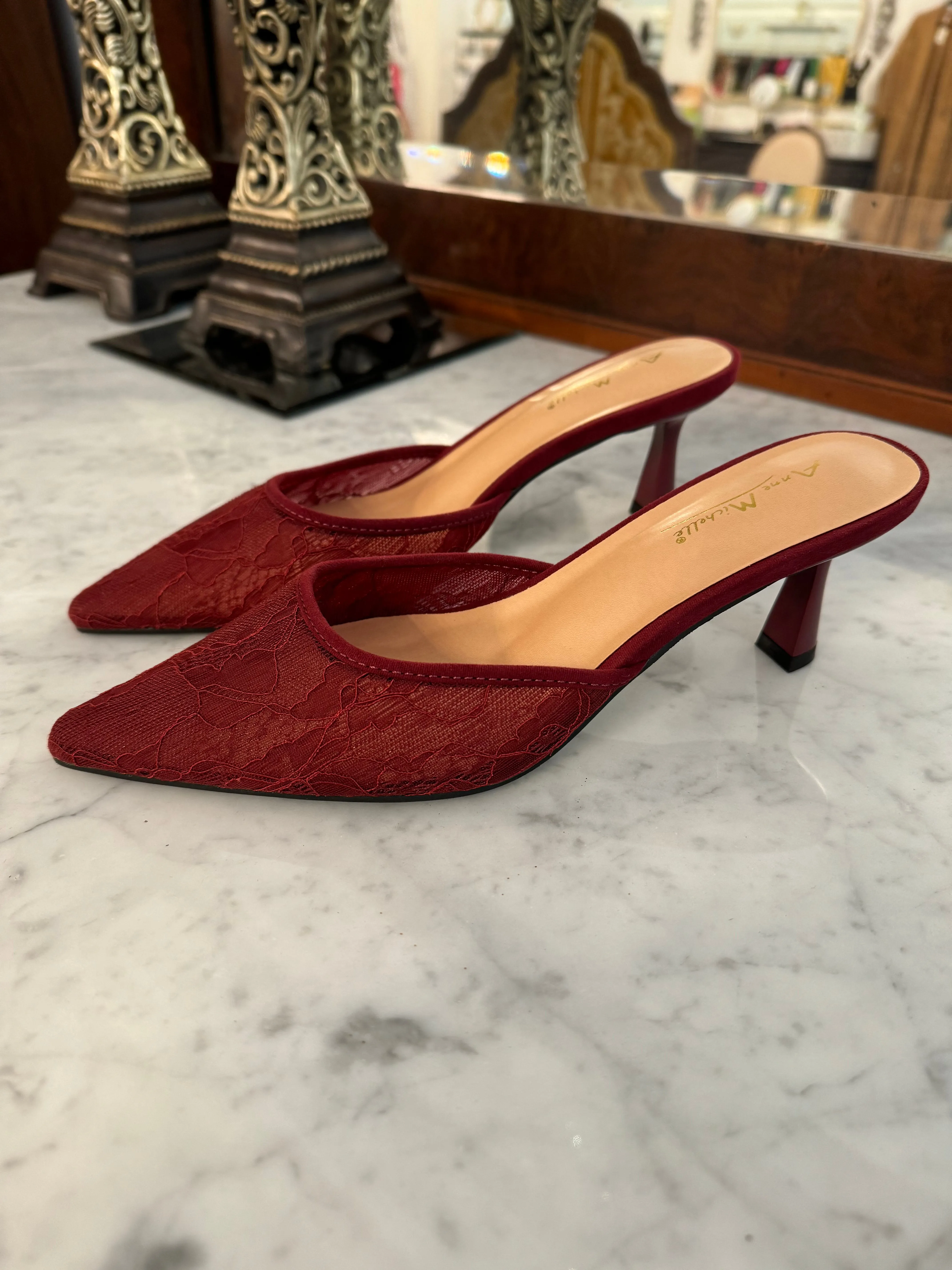 Kitten Heel