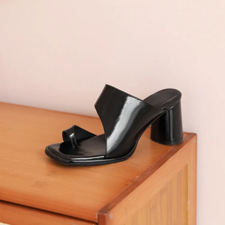 Ladies Leather Toe-Loop Block Heel Sandals