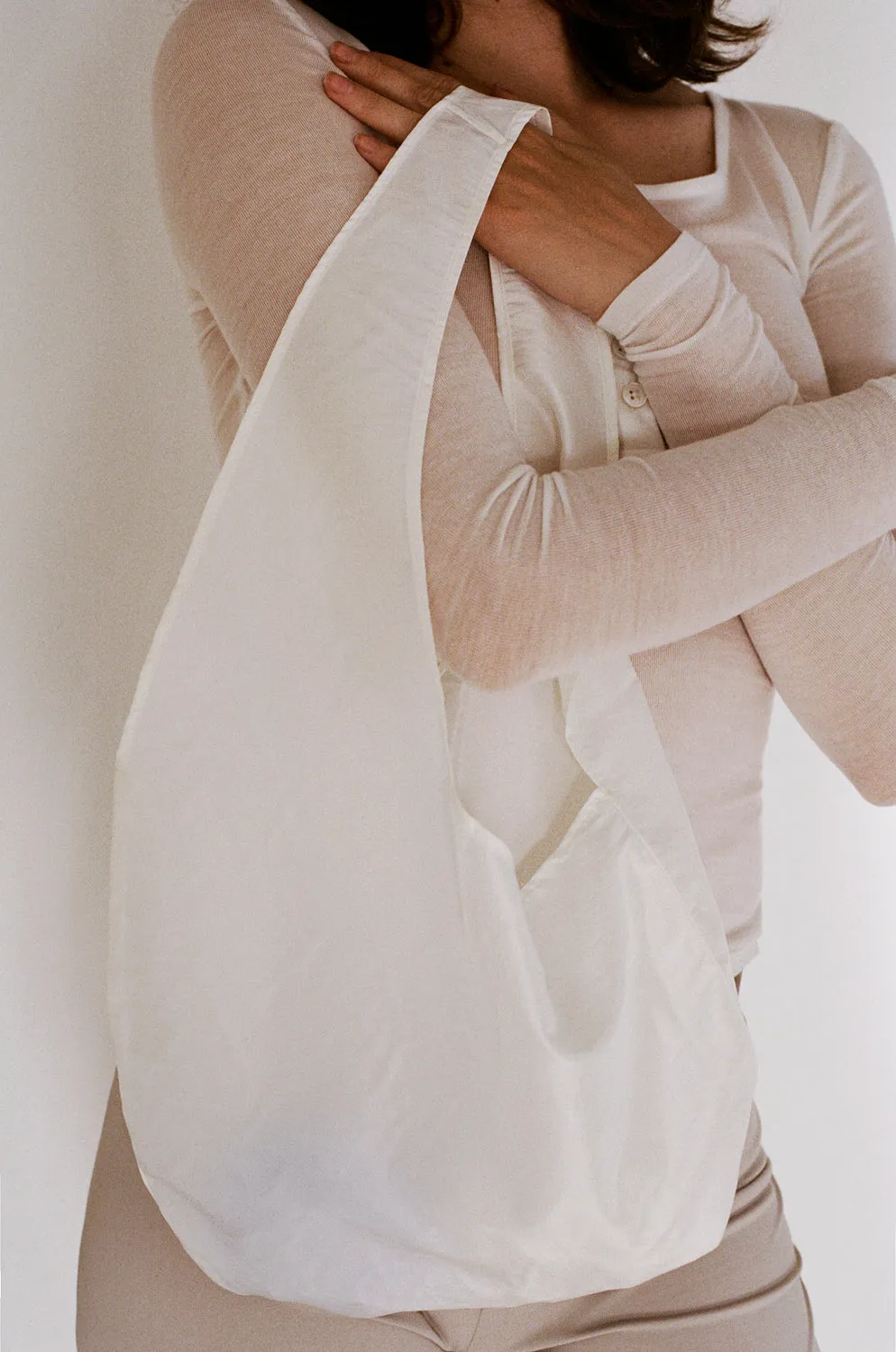 LARA TOTE, BONE TAFFETA
