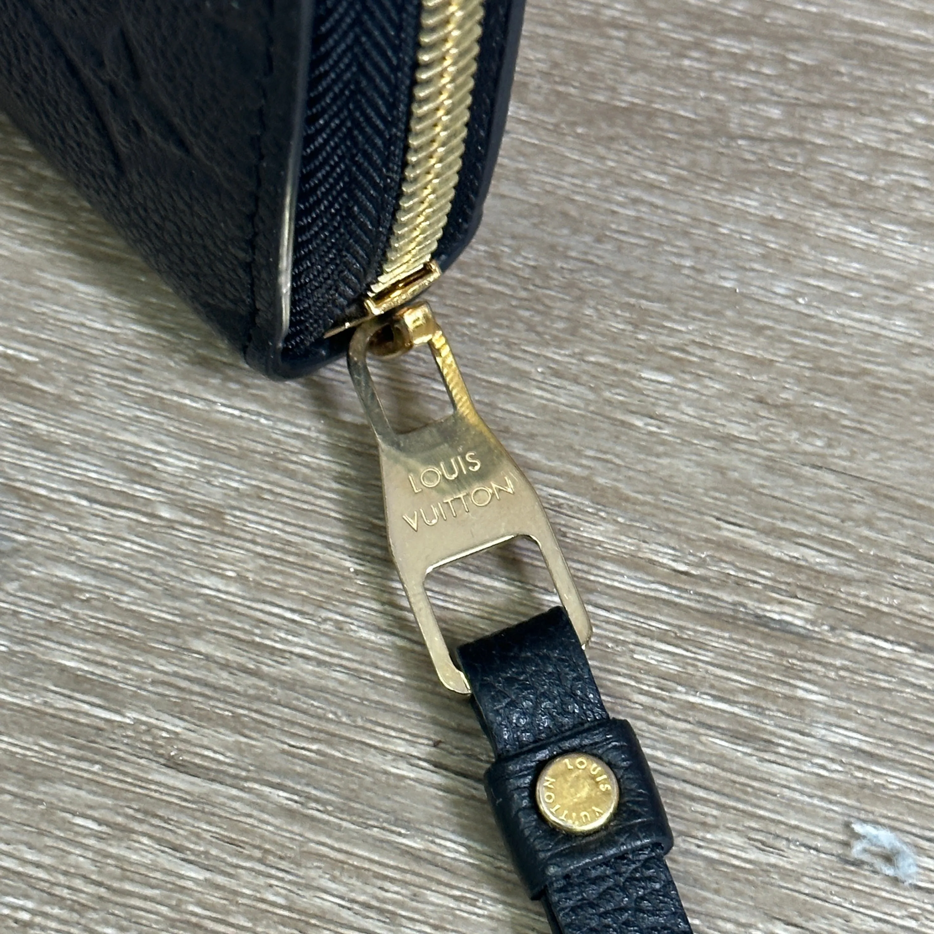 Louis Vuitton Monogram Empriente Zippy Long Wallet - Black