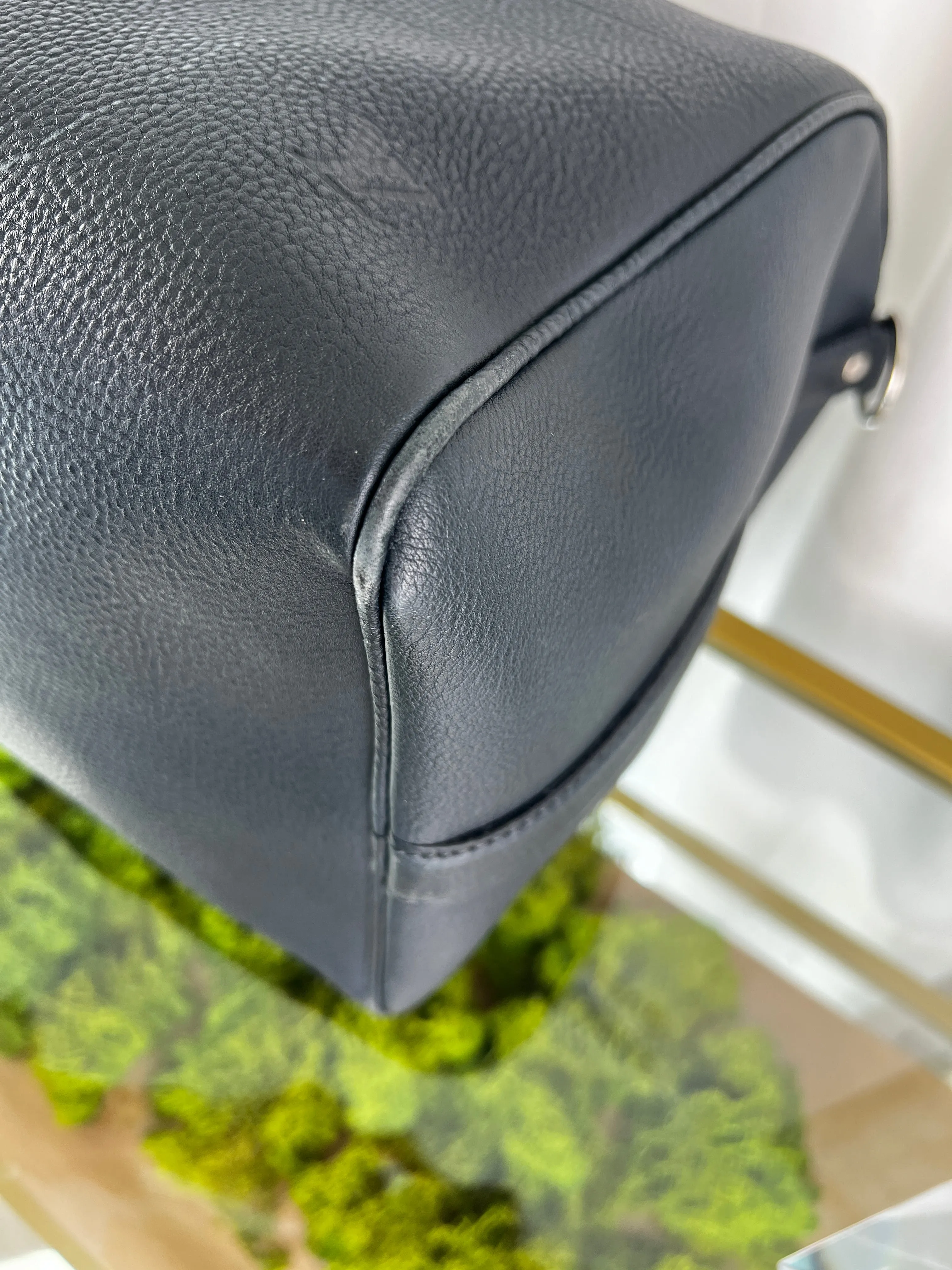 LOUIS VUITTON Taurillion Keepall Bandoliere 45