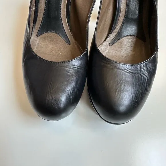 Marni Black Closed Toe Platform Heels size 10 (40)