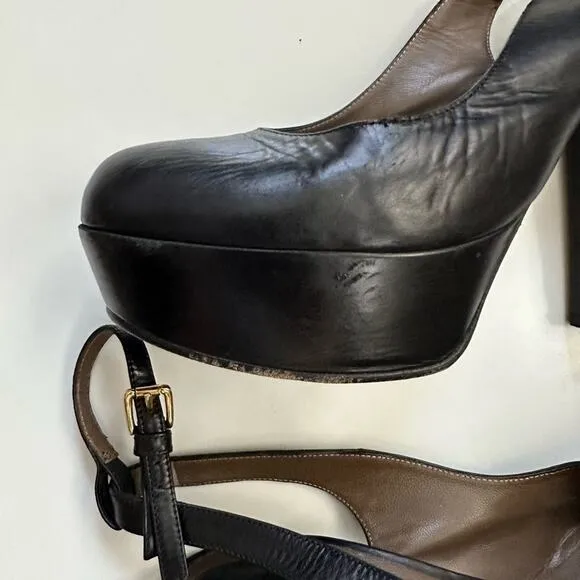 Marni Black Closed Toe Platform Heels size 10 (40)