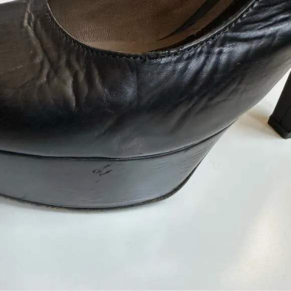 Marni Black Closed Toe Platform Heels size 10 (40)