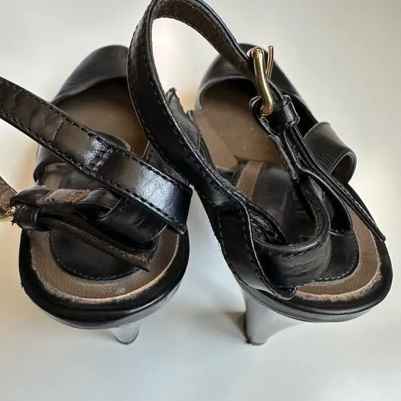 Marni Black Closed Toe Platform Heels size 10 (40)