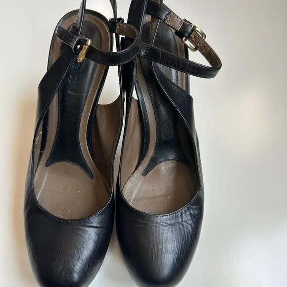 Marni Black Closed Toe Platform Heels size 10 (40)