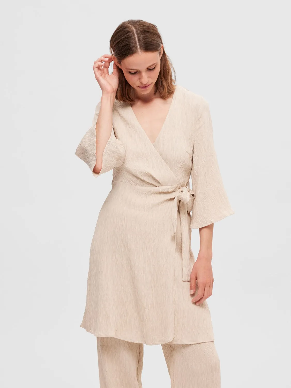 Maurine 3/4 Short Wrap Dress EX - Sandshell