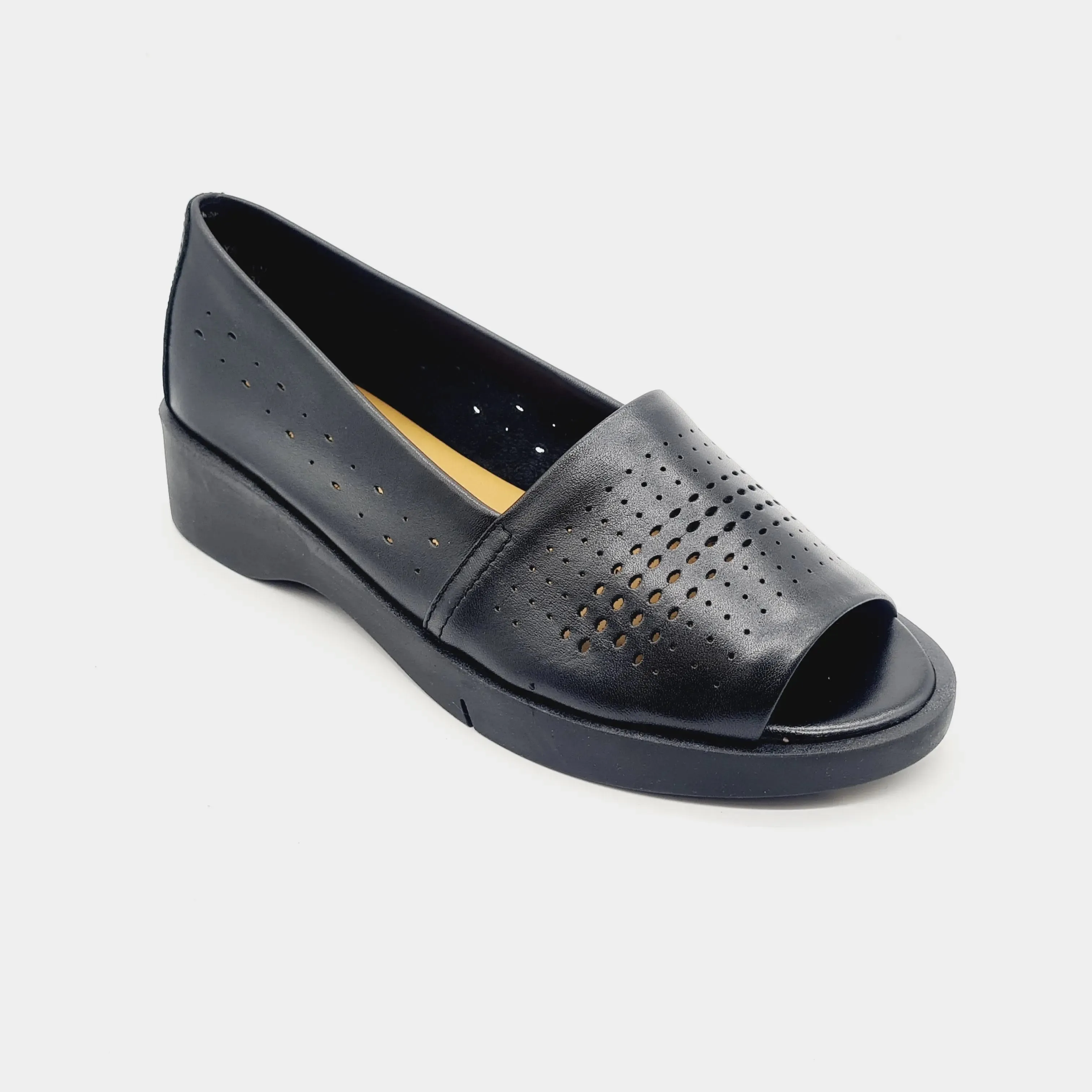 Maya Casual Comfort Slip-On Sandals