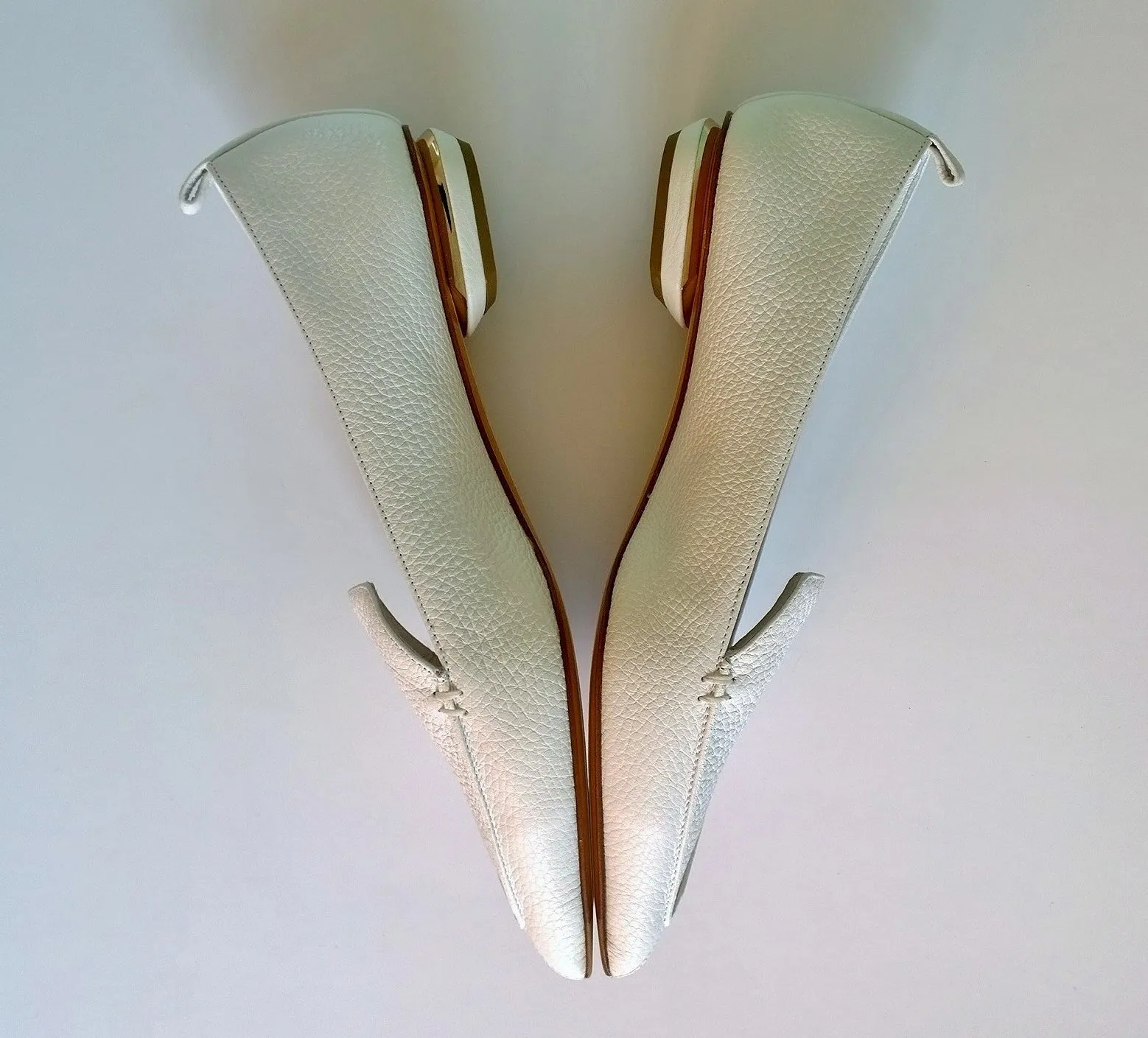 Nicholas Kirkwood Beya Loafers in White Leather Flats