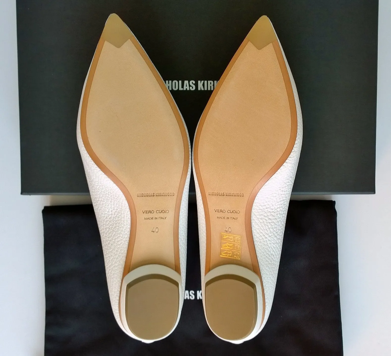 Nicholas Kirkwood Beya Loafers in White Leather Flats