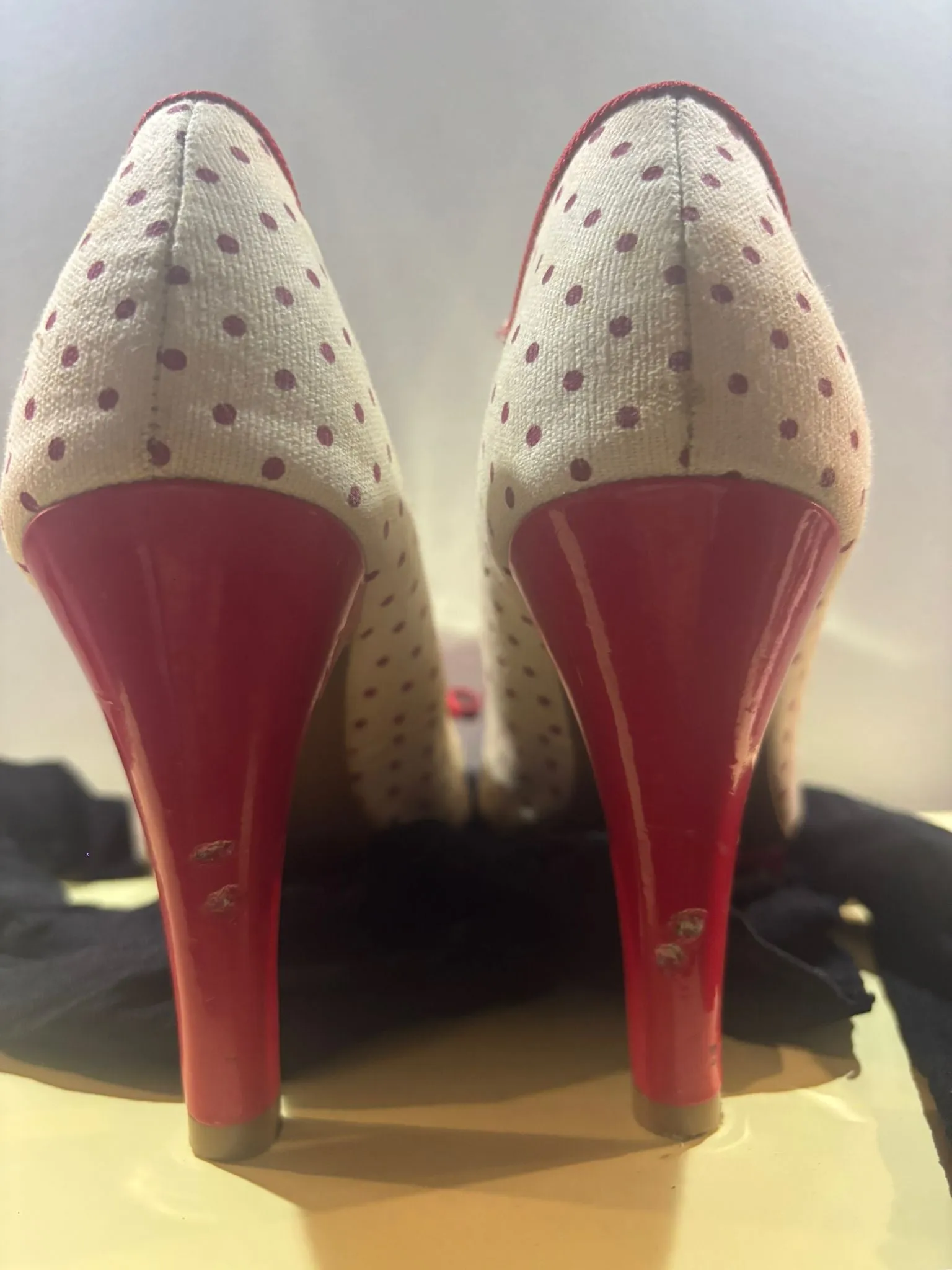 Petite Polkadot Peep Toe Heel in size 4