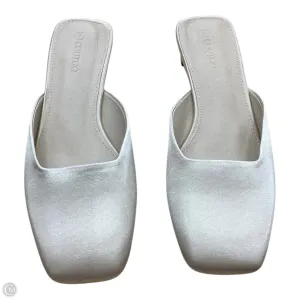 Shoes Heels Kitten By Clothes Mentor In Cream, Size: 7