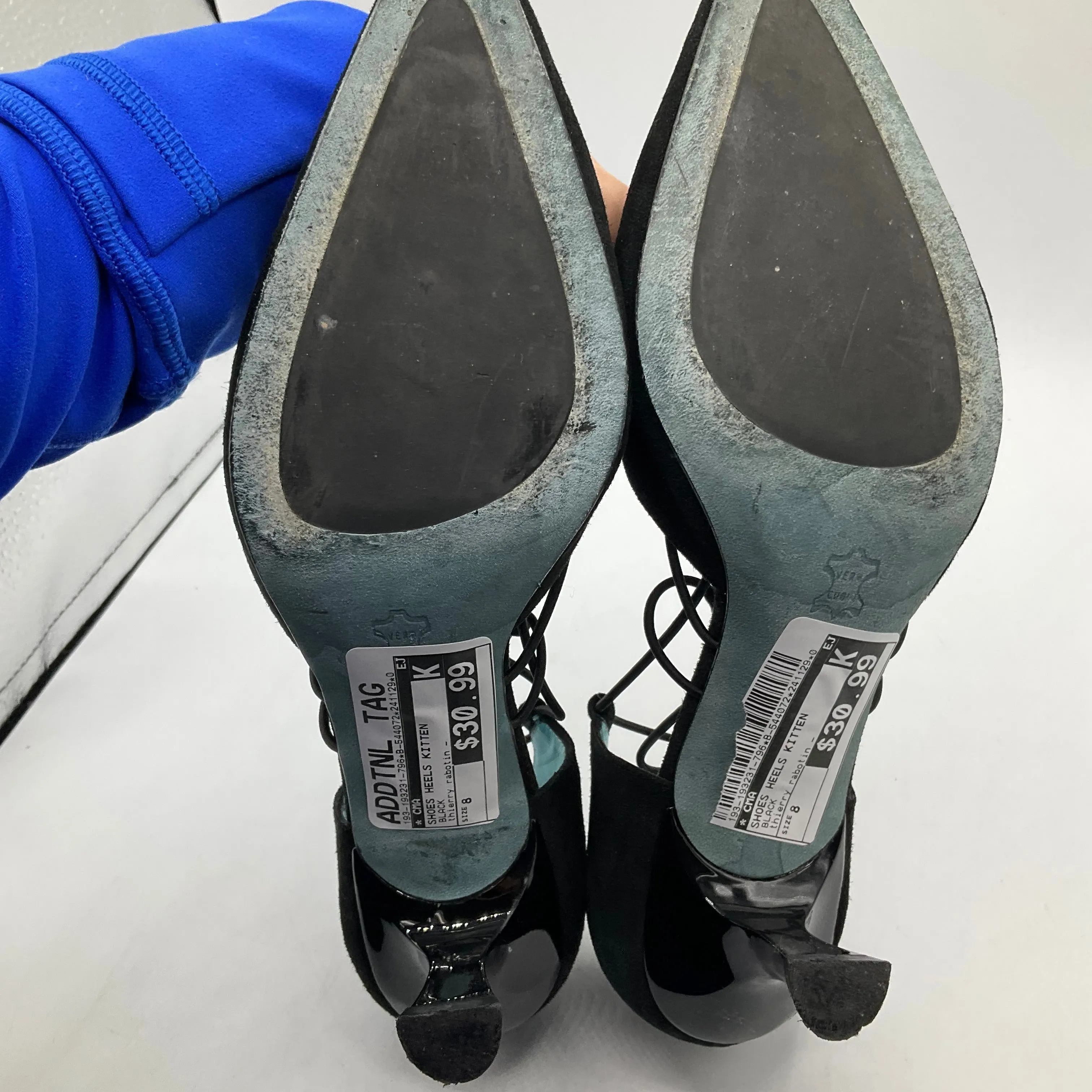 Shoes Heels Kitten By Cma In Black, Size: 8