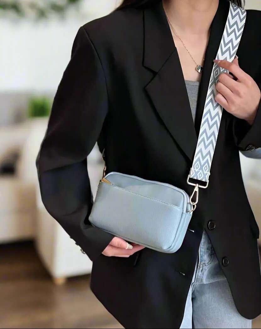SKYE Crossbody Bag (blue)