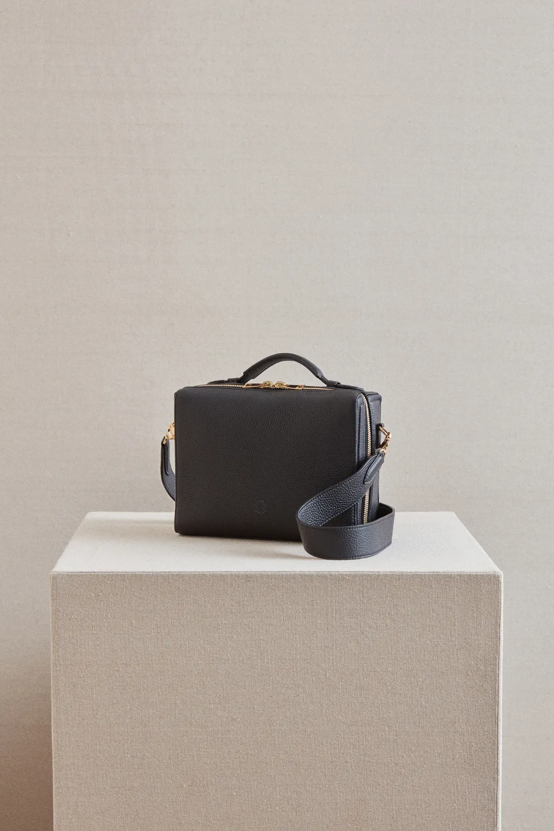 Soft Trunk Bag Tumbled Grain | Black
