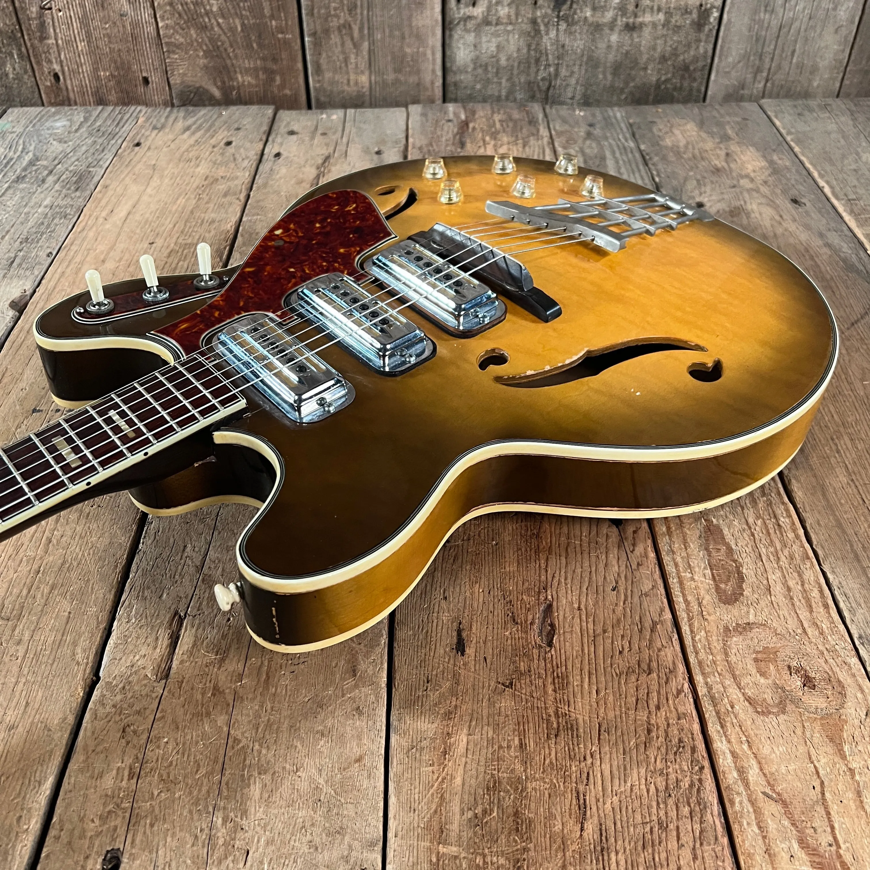 SOLD - Harmony H-75 1960 through 1963 Honey Burst