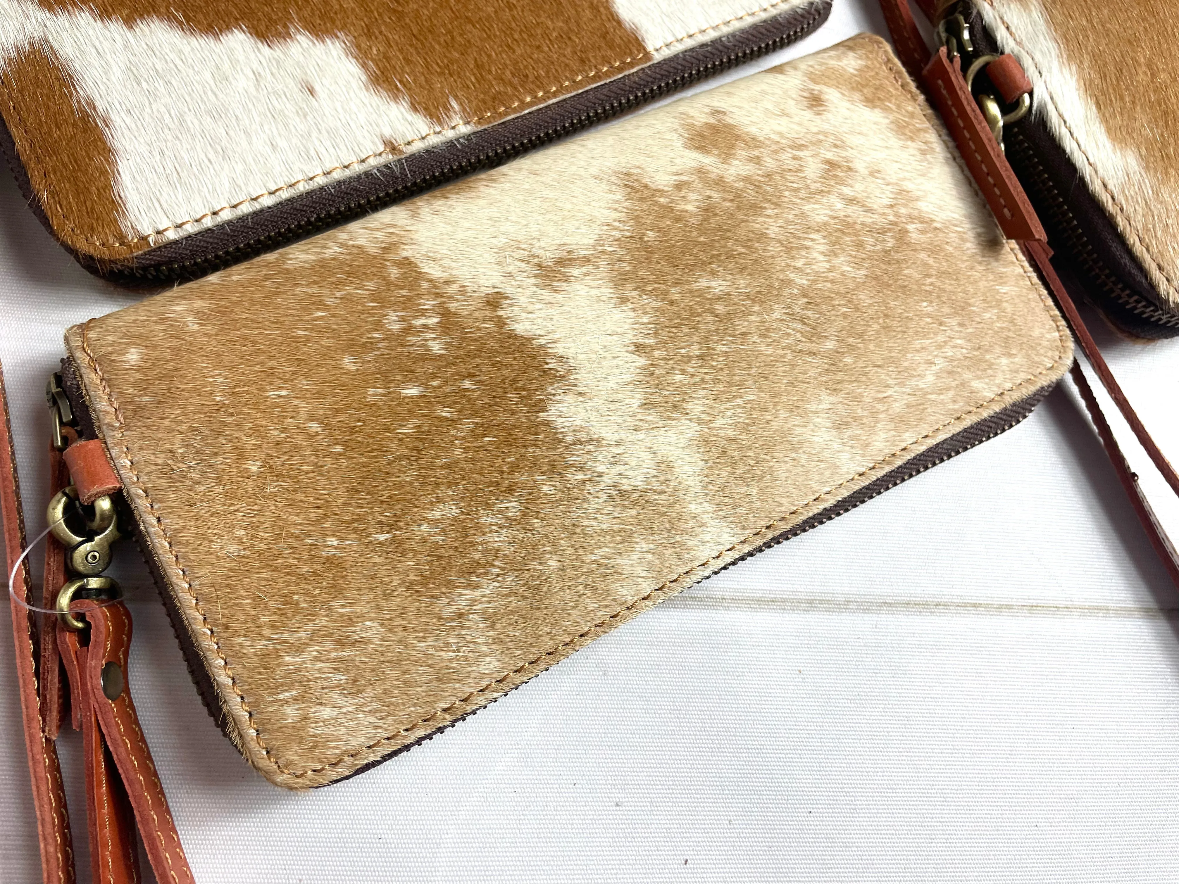 Tan Cowhide Leather Outer Wallet