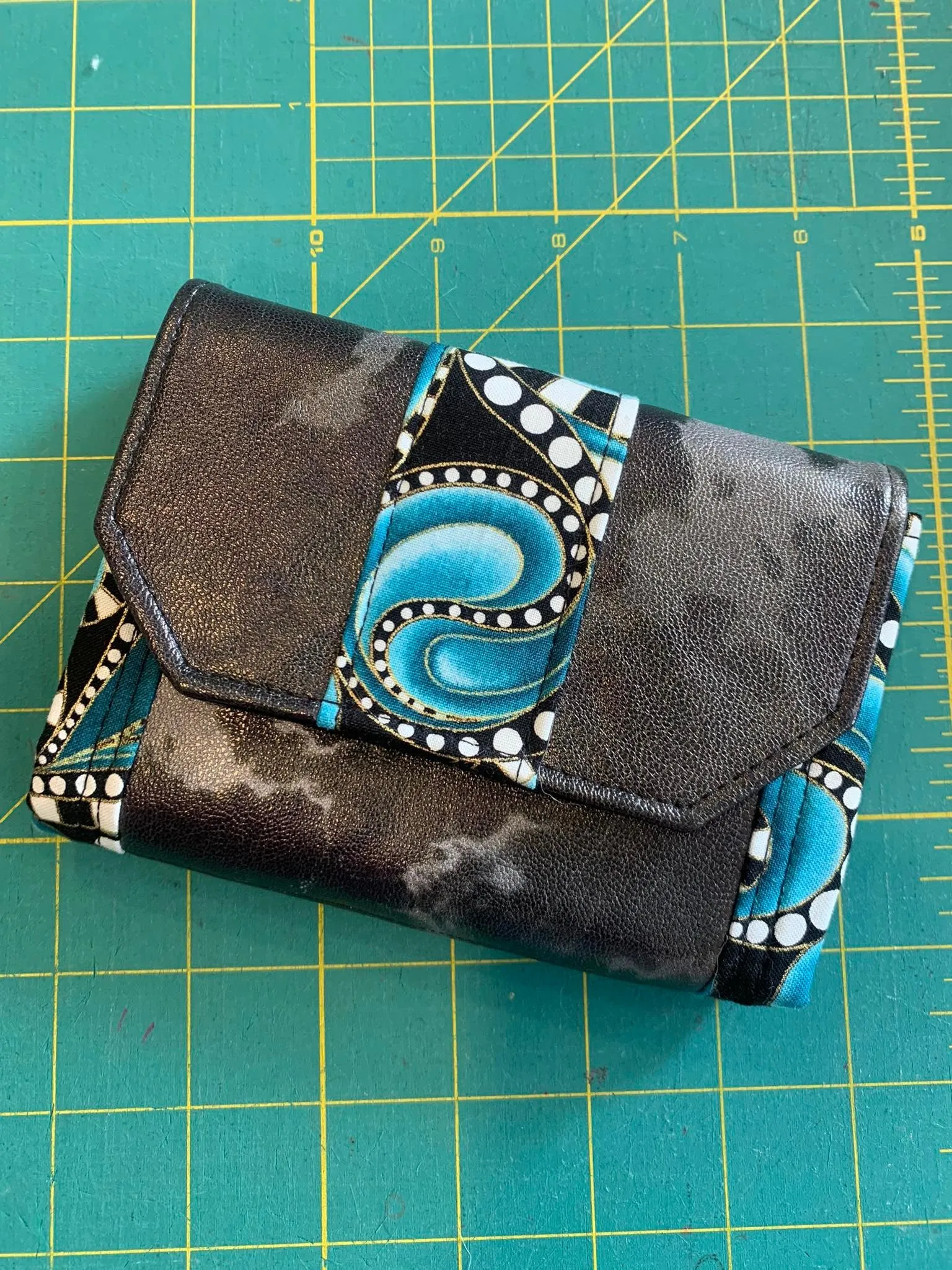 Wallets - 6 slot