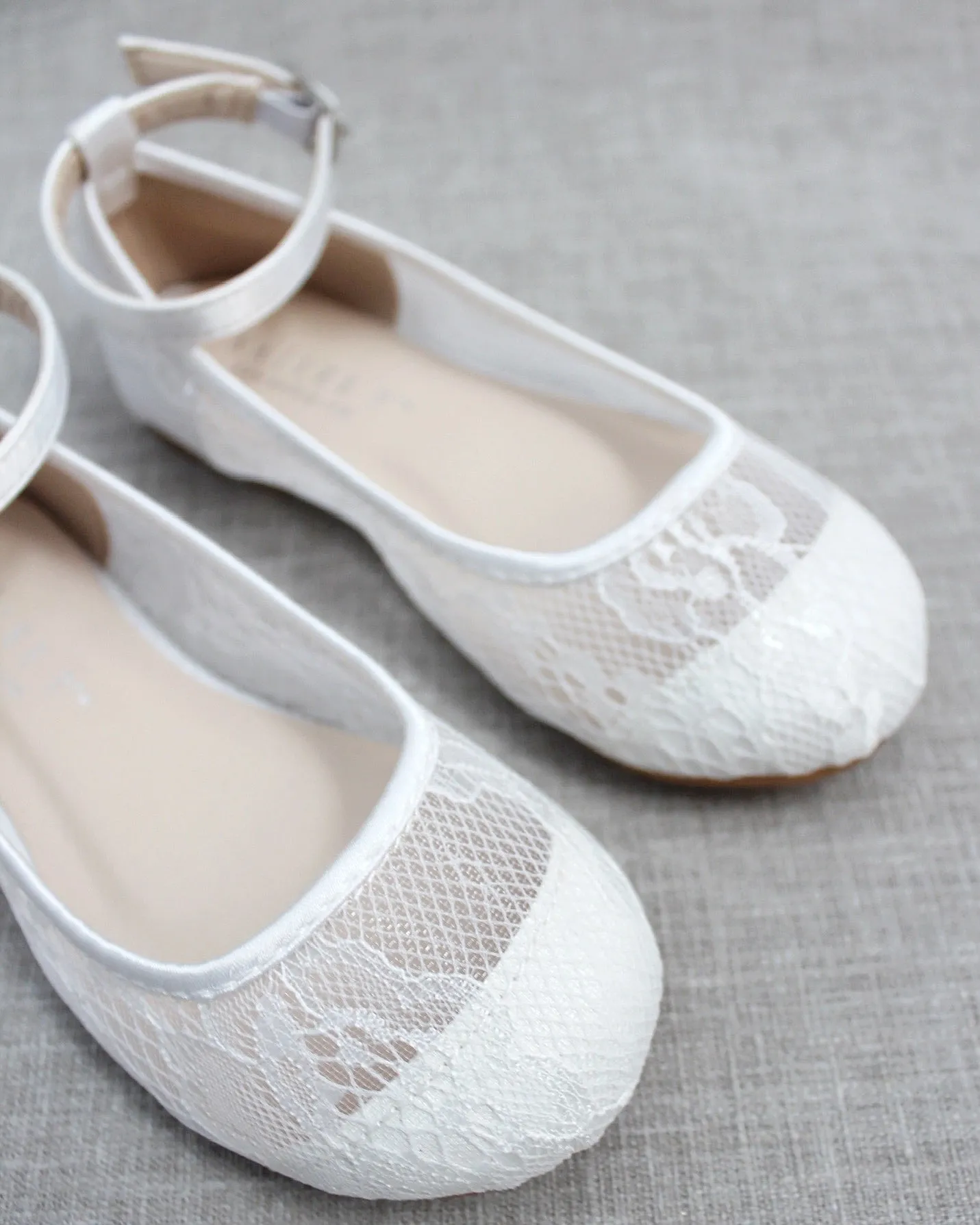 White New Lace Ballet Flats with Ankle Strap