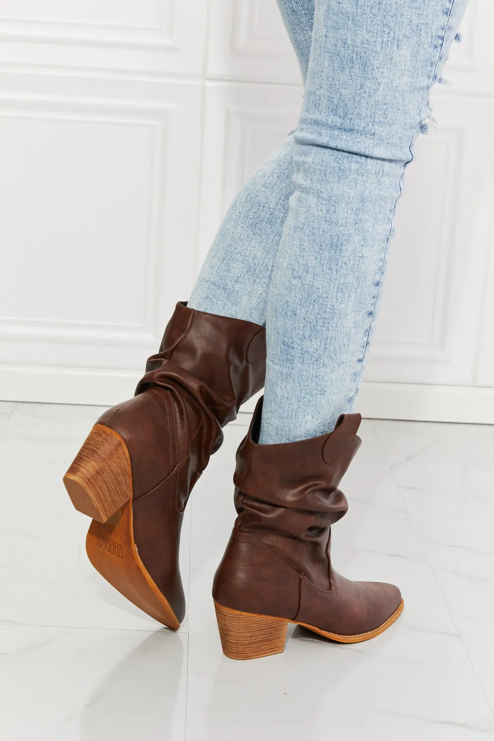 Women's Scrunch Cowboy Boots in Brown