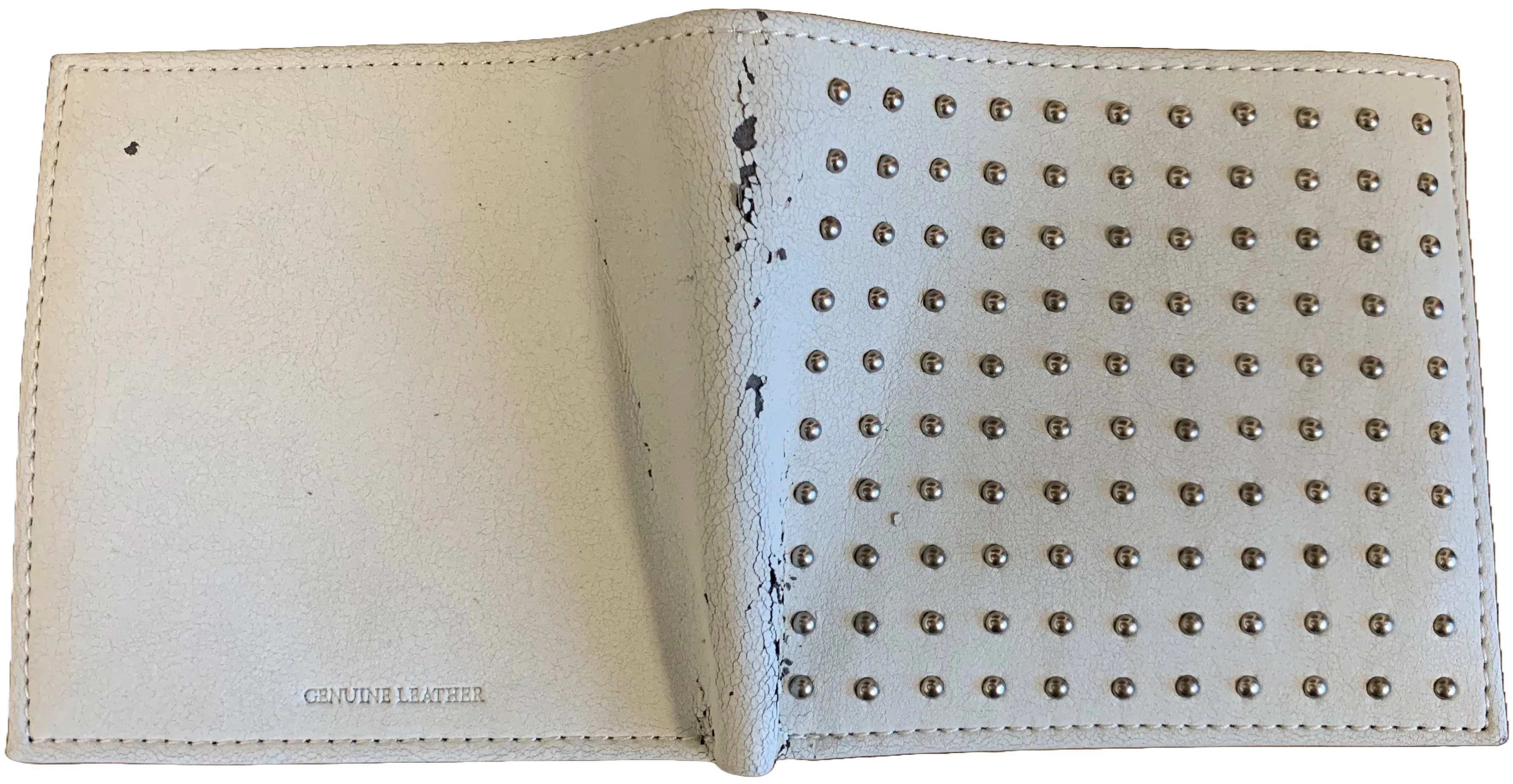 WS-802 Cracked Vintage Studded Wallet