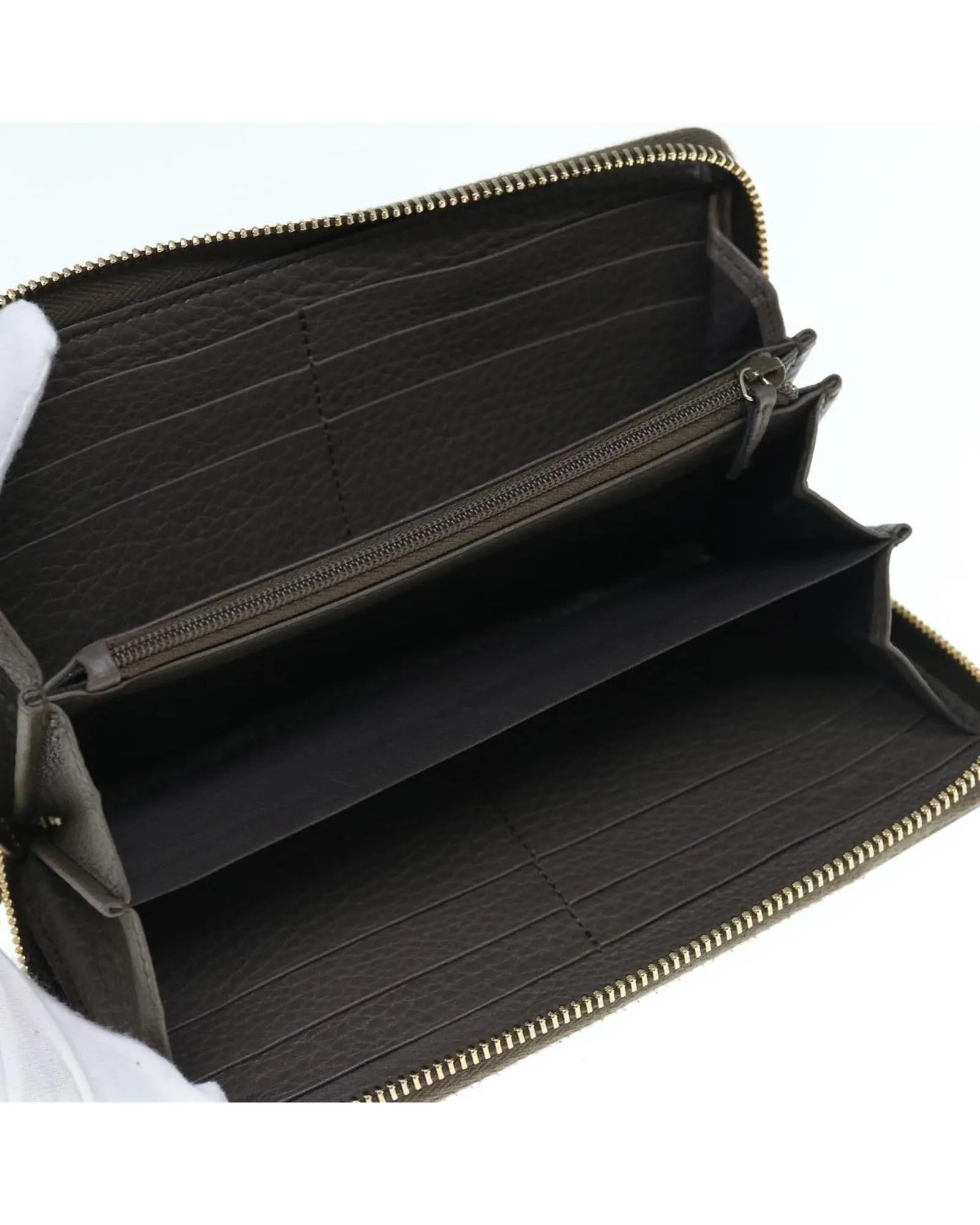 Zip Around Wallet Pebbled Leather